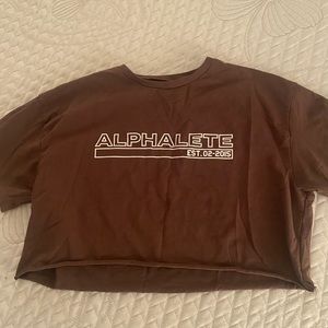 Aplhalete Lifestyle cropped tee